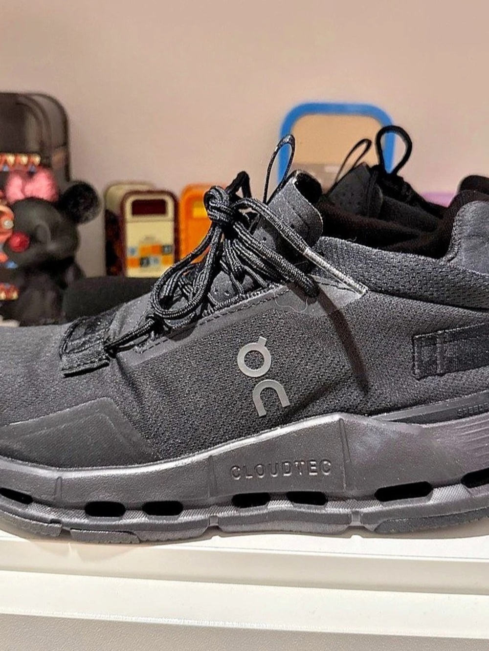 On Cloud cloud nova Black Athletic Shoes